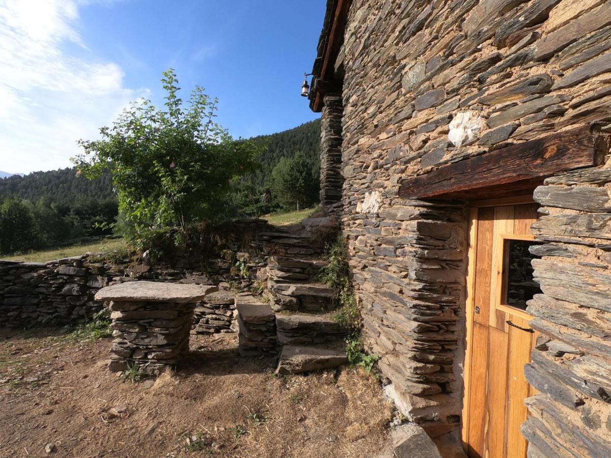 Отель Bordes Pirineu, Costuix Areu Экстерьер фото