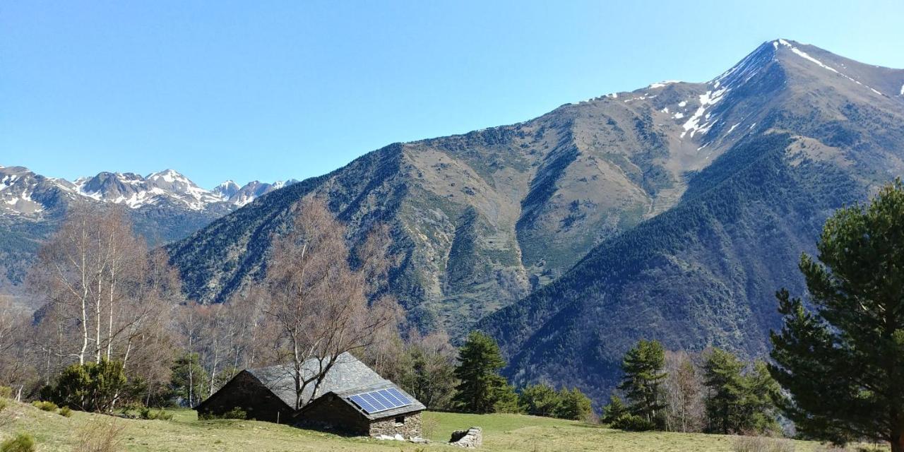 Отель Bordes Pirineu, Costuix Areu Экстерьер фото