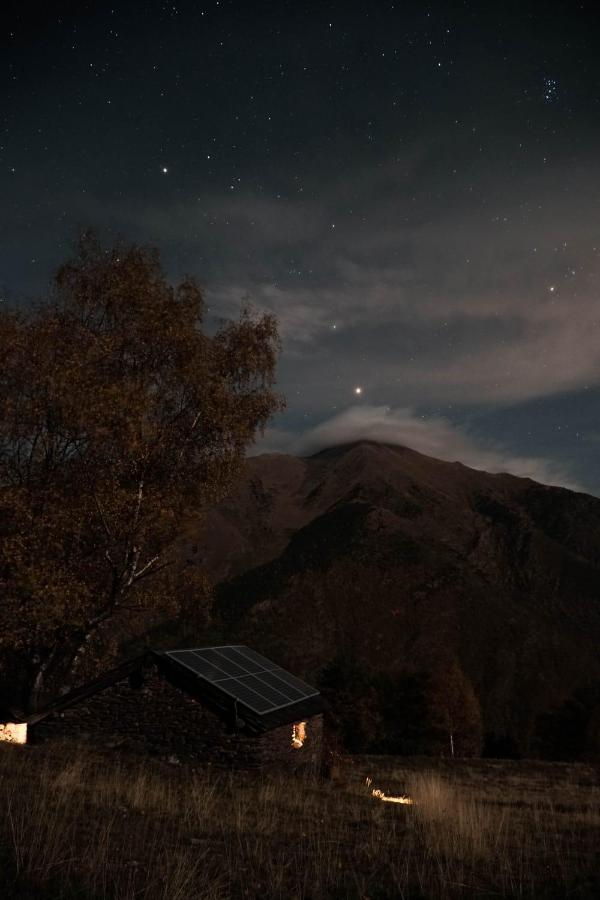 Отель Bordes Pirineu, Costuix Areu Экстерьер фото